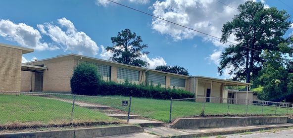 1601 Alpine Rd, Longview, TX 75601